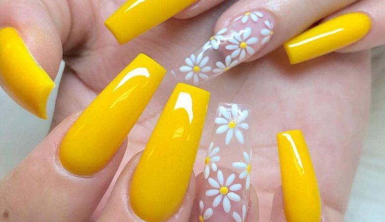 اموزش اصولی کاشت ناخن با تیپ